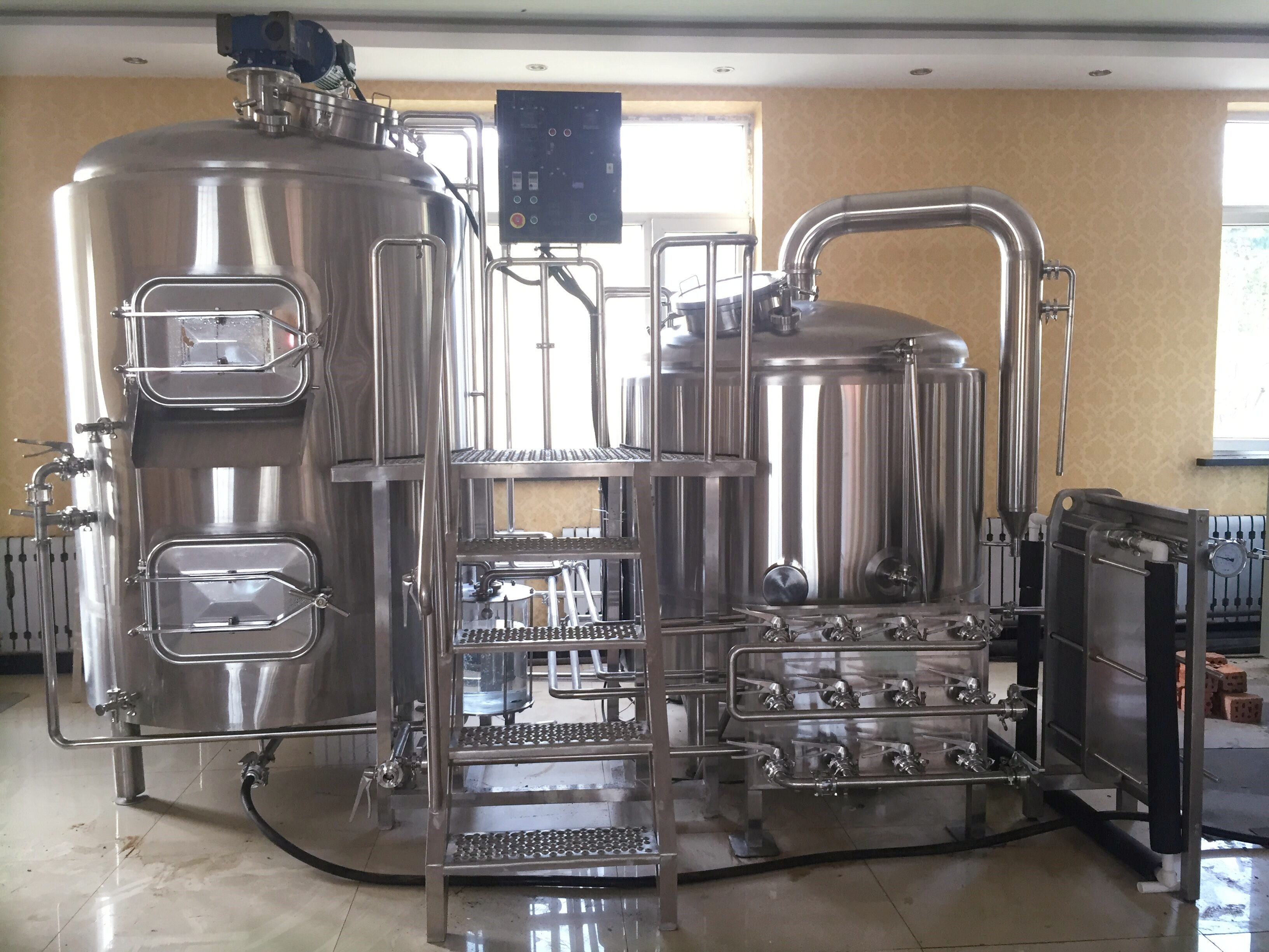 沈阳1000L精酿啤酒